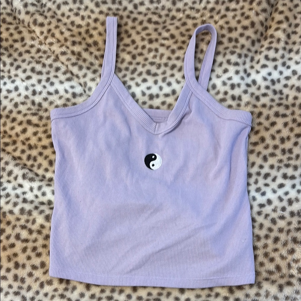 Lavender Ribbed Tank Top with Yin Yang Detail